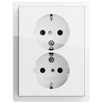 Gira Schuko rozetė 2 vietų Pure White Glossy 0783112