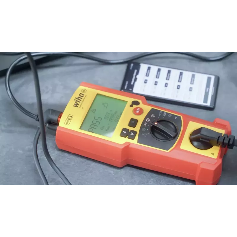 Wiha PAT one Gerätetester-Set VDE-Norm 0701-0702 (47220) nešiojamas prietaisų testeris su spalvotu LCD, Bluetooth, USB-C, Li-Ion baterija, matavimo laidais, krokodilų spaustukais, lagaminu