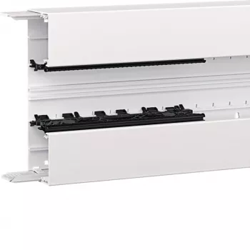 Hager BRN6521019016 Parapetinio kanalo apatinė dalis, 65x210mm, grynai balta, 2m