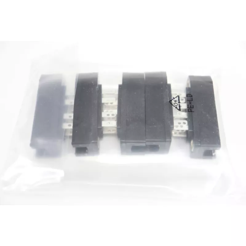 Telegärtner DIN 41622 Type B 8 asimetrinė 8 kontaktų PCB lizdinė jungtis, litavimo prijungimas J00040A0911