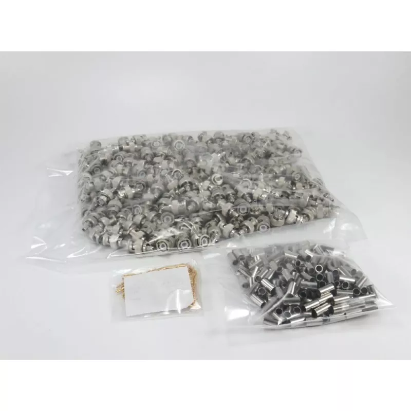 Telegärtner BNC crimp plug 50 omų, skirtas RG-58 C/U, G01 Professional, nikelis/auksas, 250 vnt. J01000A1255S