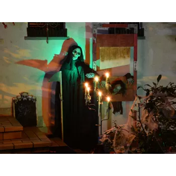 EUROPALMS Halloween šliaužianti figūra 140cm su raudonomis LED akimis, jutikliu, klaikiais garsais, vidaus animatroninis rekvizitas 83314590