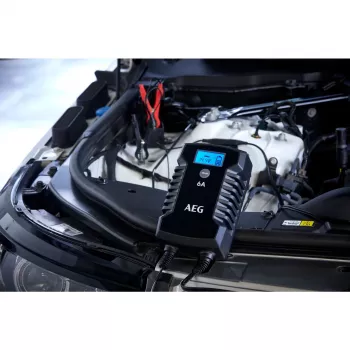 AEG LD6 10617 automobilinis akumuliatoriaus įkroviklis 6V/12V 3A/6A su LCD ekranu
