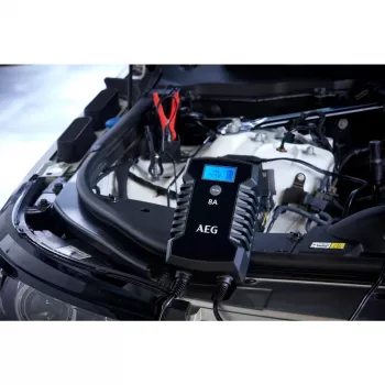 AEG LD8 10618 Automatinis automobilio akumuliatoriaus įkroviklis 12V/24V 8A/4A