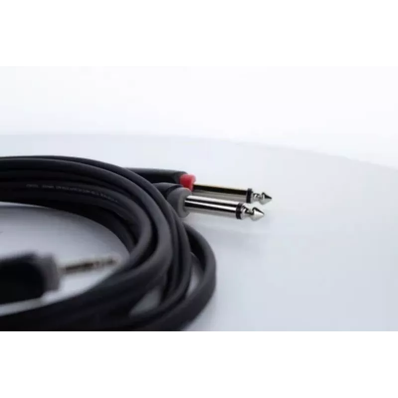 Cordial 14863 Audio Y-Adapter Cable, 3.5mm TRS Jack to 2x XLR Male, 0.3m, PVC, juodas