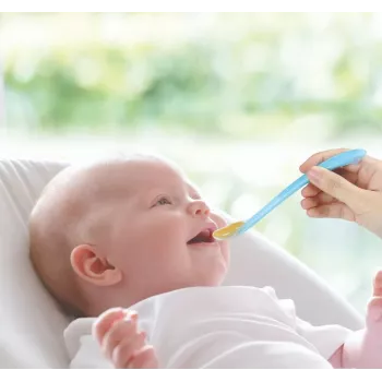 Kidsme kūdikių maitinimo šaukštai, 2 vnt., akvamarino spalvos, maistui skirto silikono, 4 mėn.+