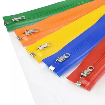 Rapesco Zippi Bags A5+ permatomi maišeliai su užtrauktuku, 250 x 195 mm, permatomi su mėlynu, oranžiniu, žaliu, raudonu, geltonu apvadu, 5 vnt. 1502