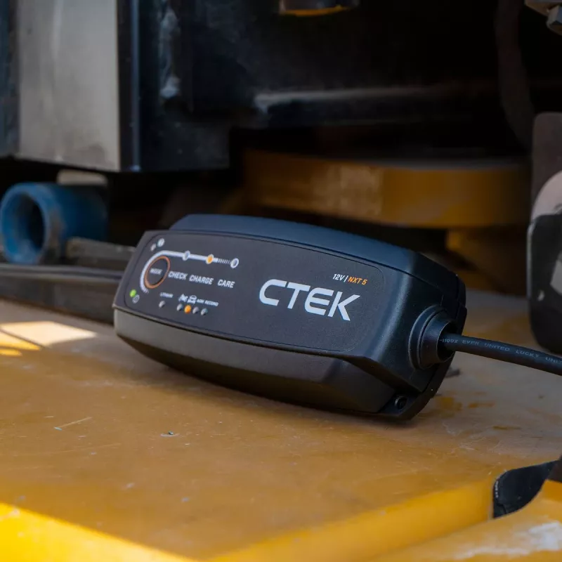 CTEK NXT 5 12V 5A automatinis akumuliatorių įkroviklis švino-rūgštiniams ir ličio akumuliatoriams 40-659