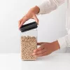 Brabantia Make & Take stačiakampė maisto laikymo talpa 1,6 L, tamsiai pilka