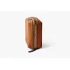 Bellroy Tech Kit Compact - bronzinis technologijų priedų organizatorius