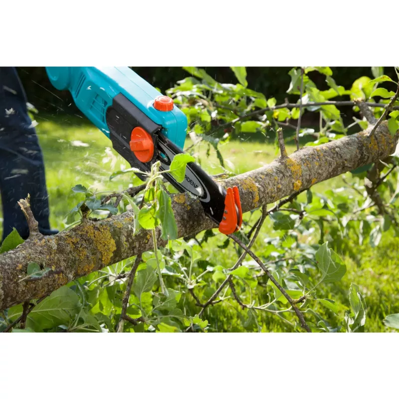Gardena TCS 720/20 teleskopinis aukštuminis genėtuvas 720 W 20 cm turkio spalvos