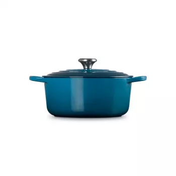 Le Creuset Signature apvalus ketaus troškintuvas, 26 cm, 5,3 L, Marselio mėlyna