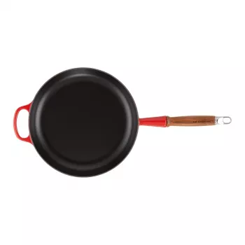 LE CREUSET ketaus keptuvė su medine rankena 28 cm raudona