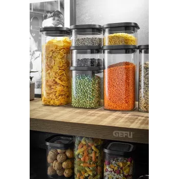 GEFU PANTRY stačiakampė talpa 2,5 L, juoda, permatoma, 1 vnt.