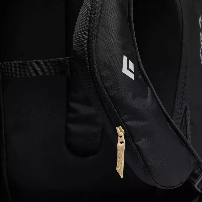 Black Diamond Dawn Patrol 32 S/M juoda kuprinė