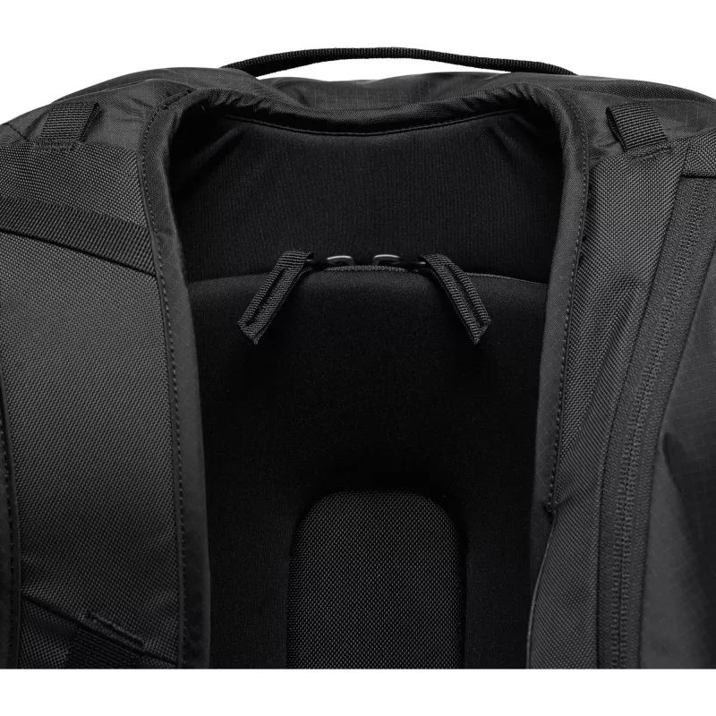 Black Diamond Dawn Patrol 32 S/M juoda kuprinė