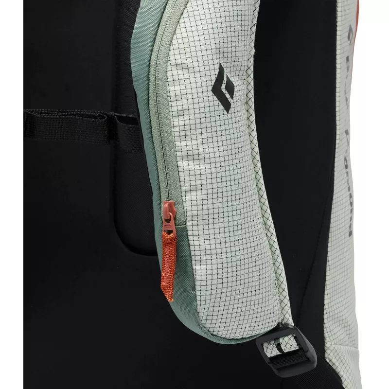 Black Diamond Dawn Patrol 15 M/L kuprinė, šviesiai žalia/juoda