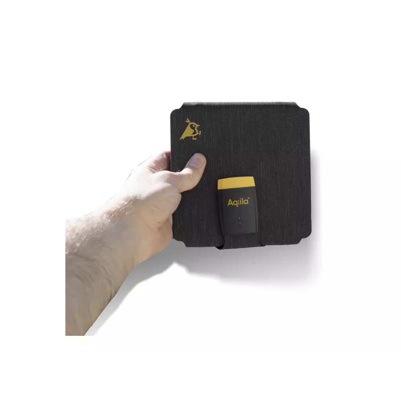 Aqiila Sunbird P21 – sulankstomas saulės įkroviklis su USB-C prievadu