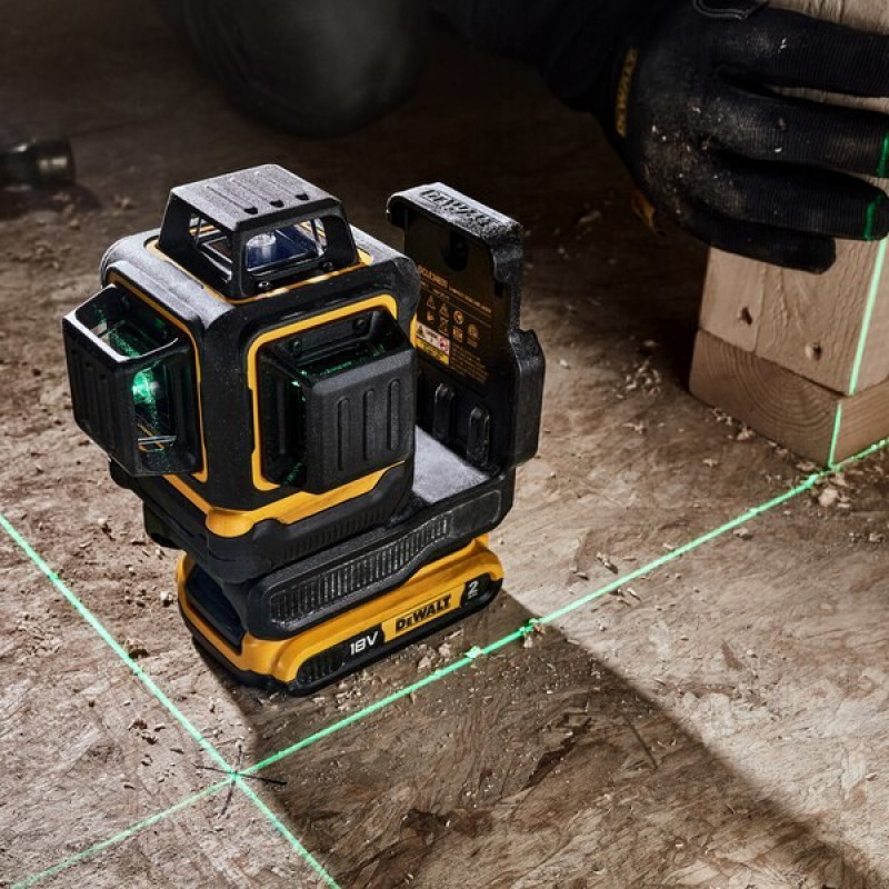 DeWalt DCLE34031D1-QW 3x360° kryžminio linijinio lazerio nivelyras, žalias, 40 m, 18 V, 2 Ah akumuliatorius, TSTAK dėklas