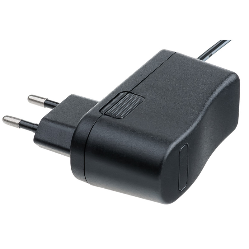 Universalus maitinimo adapteris Akyga AK-TB-04 5.0V / 2.0A 10W Samsung 30 pin 1.5m