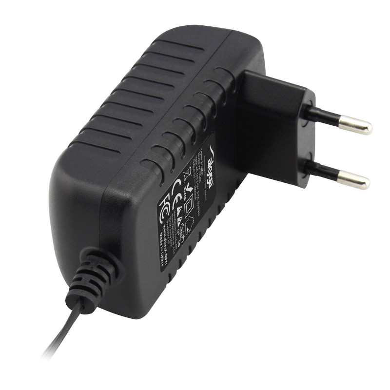 Universalus maitinimo adapteris Akyga AK-TB-06 5.0V / 2.5A 12.5W micro USB B 1.1m