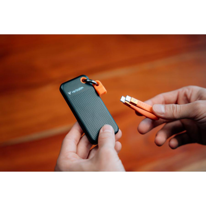 Verbatim Pocket 32285 nešiojamasis SSD, 512 GB, USB 3.2 Type-C, juoda/oranžinė