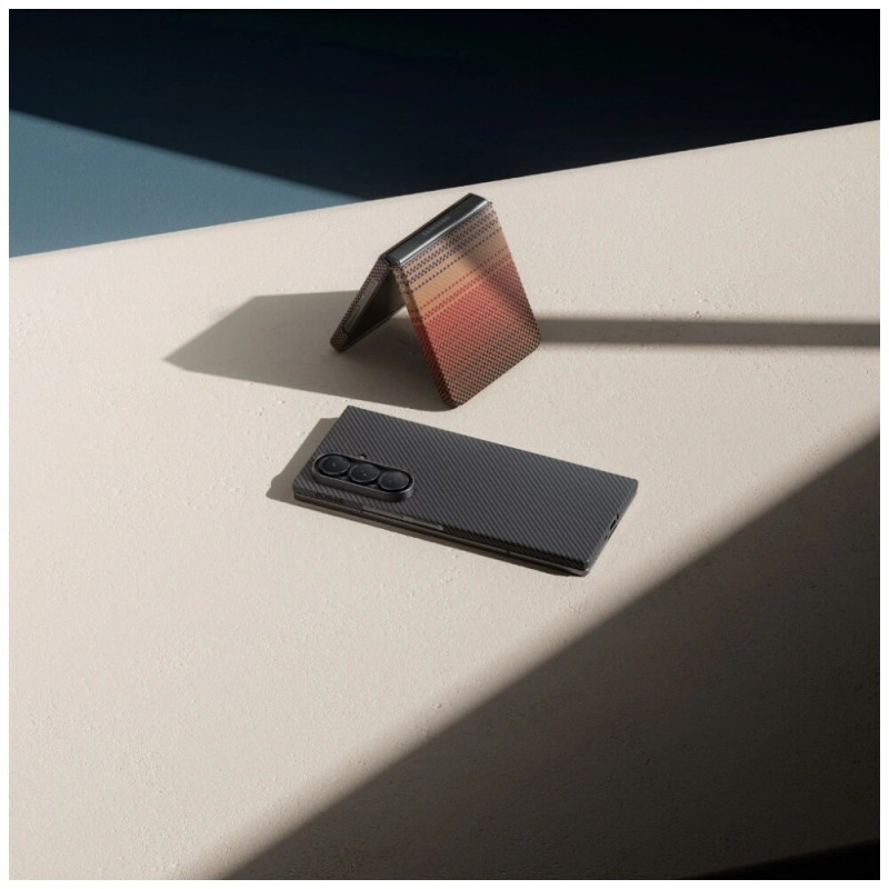 PITAKA Ultra-Slim MagSafe dėklas Samsung Galaxy Z Fold7, juodai pilkas
