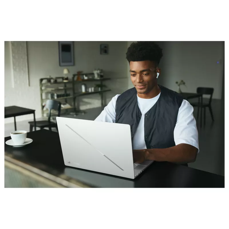 ASUS ROG Zephyrus G16 GU606AR-TB011W nešiojamas žaidimų kompiuteris, 16 colių, Intel Core Ultra 9 386H, 32GB RAM, 1TB SSD, NVIDIA GeForce RTX 5070 Ti, Windows 11 Home