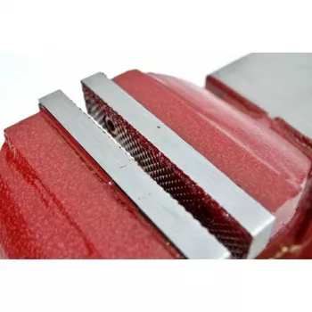 AWTOOLS AW24226 125 mm sukamoji veržtuvas su priekalu ir keičiamais grūdintais žandikauliais
