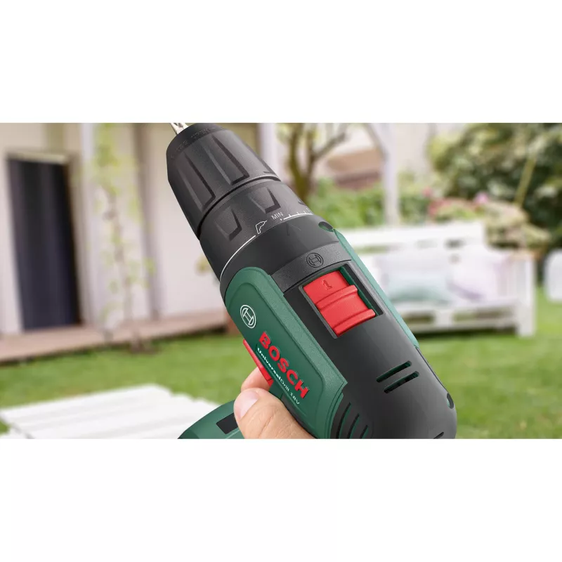 BOSCH UniversalImpact 18V belaidis smūginis gręžtuvas (žalia/juoda, 2x1.5Ah Li-Ion, 241 dalies rinkinys)