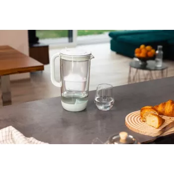 BRITA Style Glass 2,5 l vandens filtro ąsotis su MAXTRA PRO filtru - mėtų spalvos