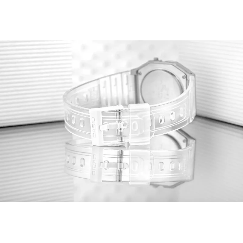 Casio F-91WS-7DF Skaitmeninis laikrodis – permatomas baltas korpusas, unisex, kvarcinis, LED apšvietimas, atsparus vandeniui 3 ATM