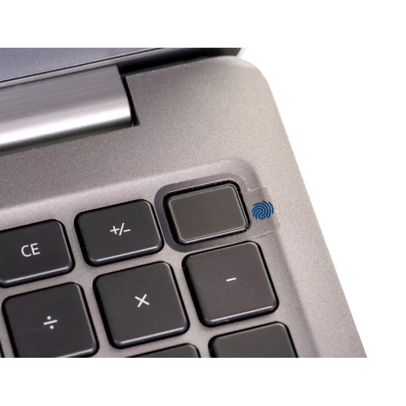 DELL Latitude 5531 15,6 colio FHD jutiklinis nešiojamas kompiuteris - Intel Core i7-12800H, 32GB RAM, 512GB SSD, Windows 11 Pro, US QWERTY (Naudotas)