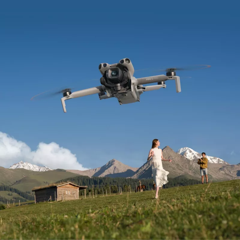 DJI Mini 5 Pro Fly More Combo Plus su DJI RC 2