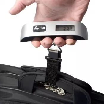 ELDOM WB10 Skaitmeninės lagaminų svarstyklės 50 kg su apšviestu LCD ekranu