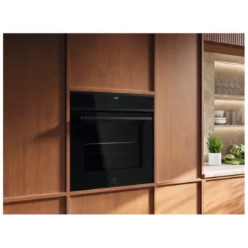 Elektrolux EOF7P86H3 įmontuojama elektrinė orkaitė 71L su pirolitiniu valymu, SenseCook ir SteamBake | ITwork.lt