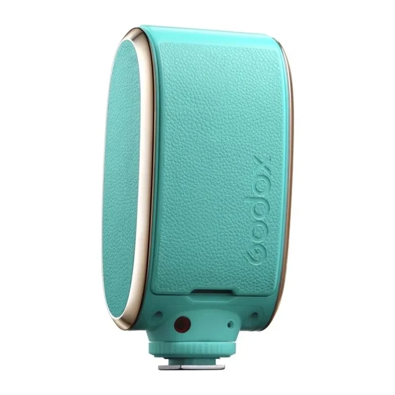 GODOX LUX Senior blykstė (žalia) – retro ant fotoaparato su automatiniais/rankiniais režimais, integruotu akumuliatoriumi, OLED ekranu, sulankstomu reflektoriumi