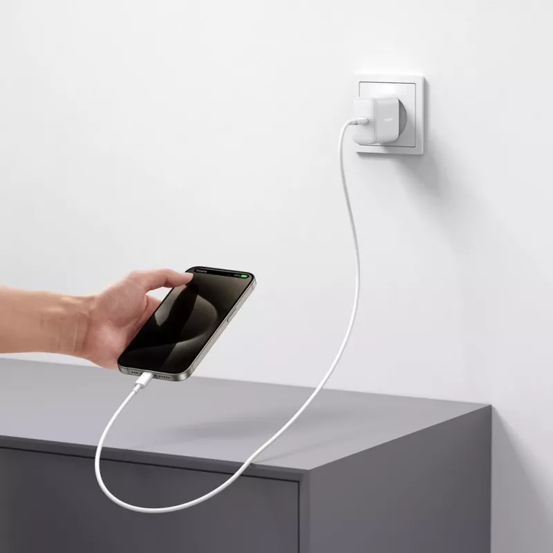 JOYROOM 10000mAh 22,5W USB-C Power Bank su įmontuotu kabeliu