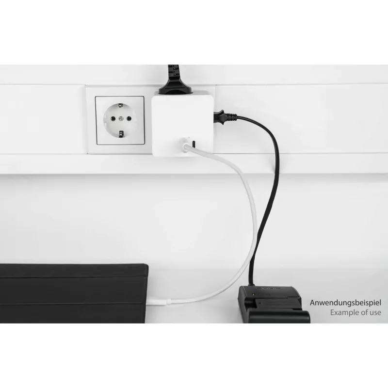 KABELMEISTER Power Strip Cube su 3x Schutzkontakt lizdais, USB-C 20W PD 3.0 ir USB-A 18W, 1.5m, baltas