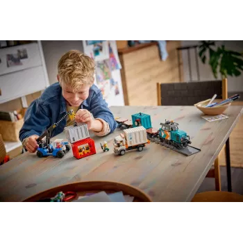 LEGO City 60509 Uosto krovininis traukinys su kranu ir sunkvežimiu