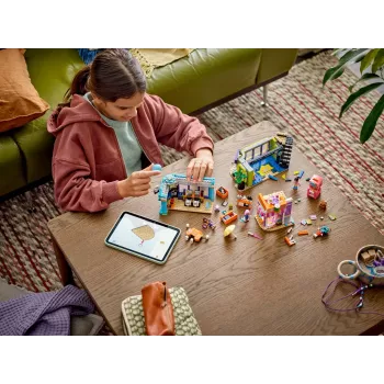 LEGO Friends 42674 Komiksų ir žaidimų parduotuvės statybos rinkinys
