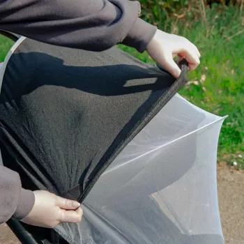 LittleLife Buggy tinklelis nuo uodų – universalus smulkaus tinklelio tinklelis vežimėliams ir lopšiams (balta/pilka)