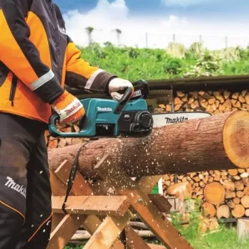 Makita DUC307ZX3 belaidis pjūklas 18V LXT ličio jonų, 30 cm kreipiamoji juosta, tik įrankis, juoda/mėlyna