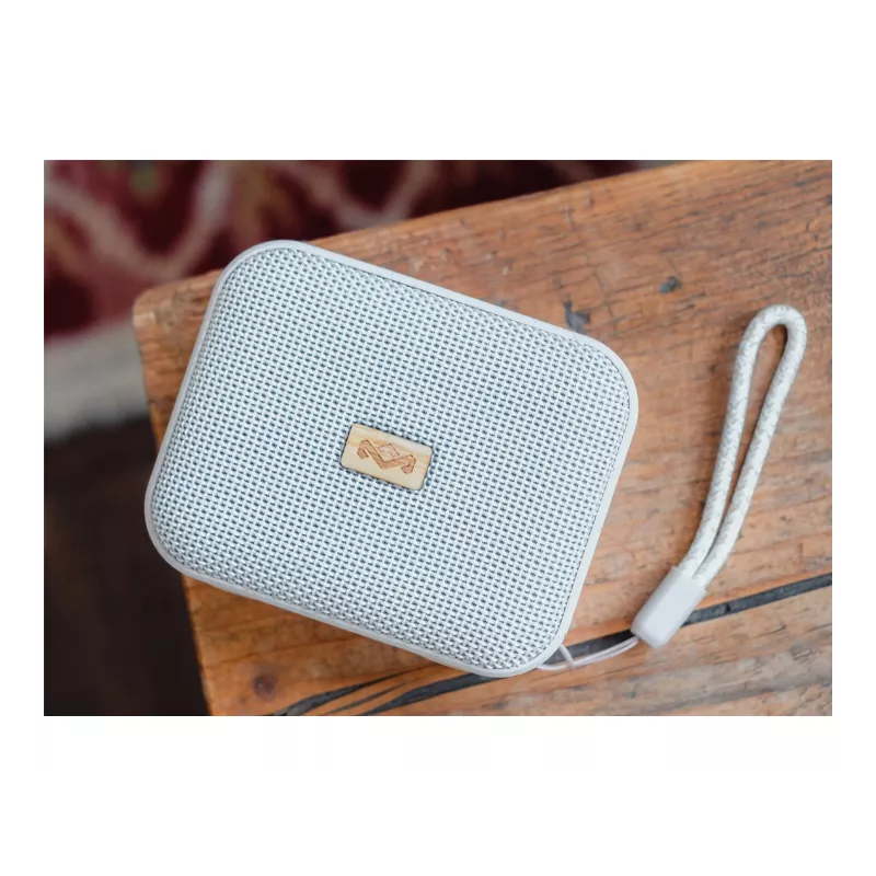 Marley Jammin nešiojamas Bluetooth garsiakalbis (Cream) – IP67 atsparus vandeniui, 12 val. baterija, belaidis stereo poravimas