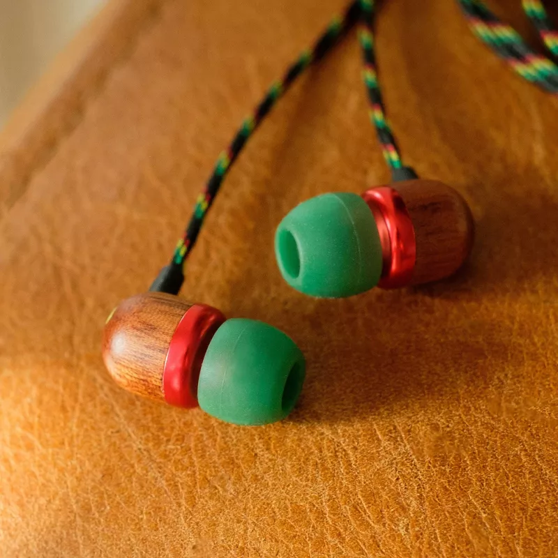 Marley Smile Jamaica laidinės ausinės su mikrofonu ir USB-C, 9 mm tvarkyklės – Rasta (EM-JE042-RA)