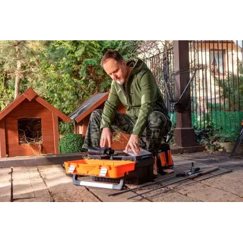 NEO TOOLS 81-241-M darbo kelnės su kelių apsaugų kišenėmis, pilkai juodos, M dydis