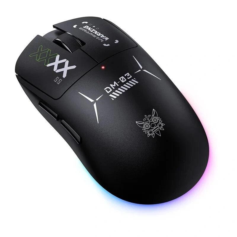 ONIKUMA DM03 RGB žaidimų pelė – laidinė optinė 6400 DPI, 7 programuojamų mygtukų, ergonomiškas dizainas dešinei rankai, juoda