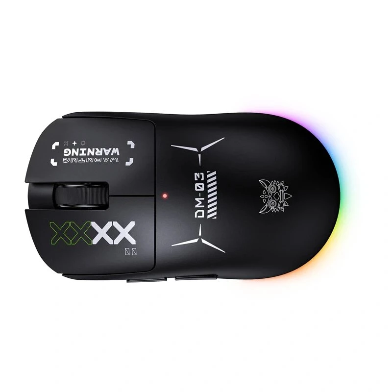 ONIKUMA DM03 RGB žaidimų pelė – laidinė optinė 6400 DPI, 7 programuojamų mygtukų, ergonomiškas dizainas dešinei rankai, juoda