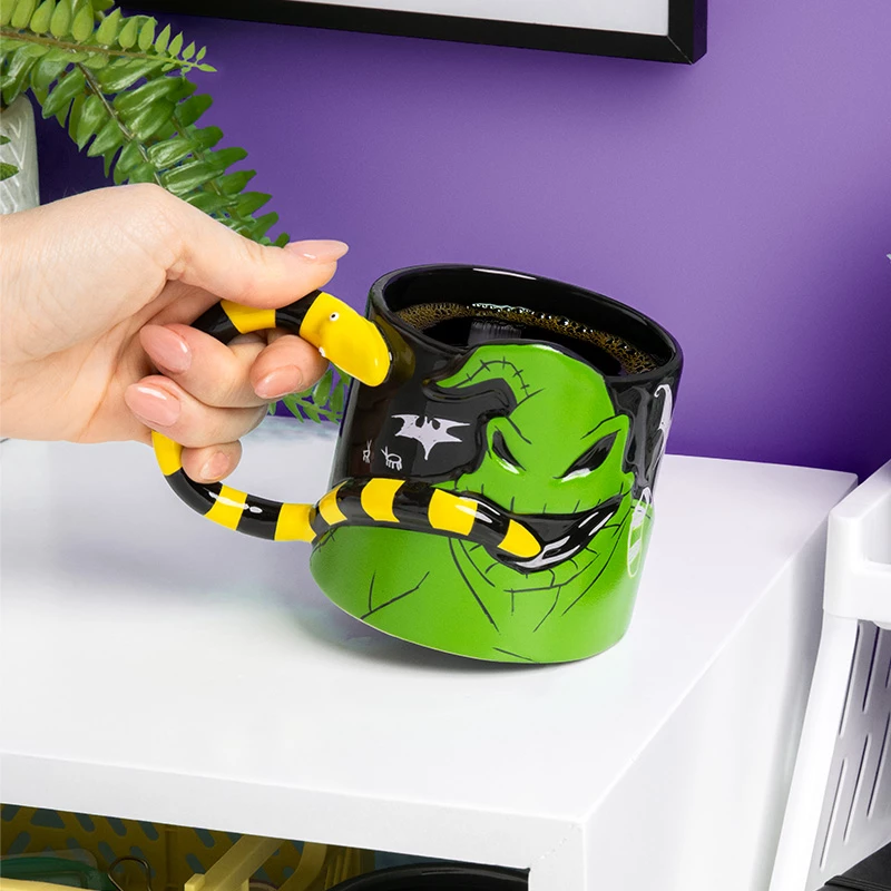 Paladone Oogie Boogie Shaped GITD puodelis