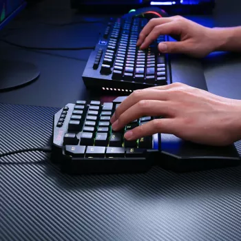 Redragon K585 DITI ELITE PRO RGB 40% belaidė mechaninė žaidimų klaviatūra - mėlyni jungikliai